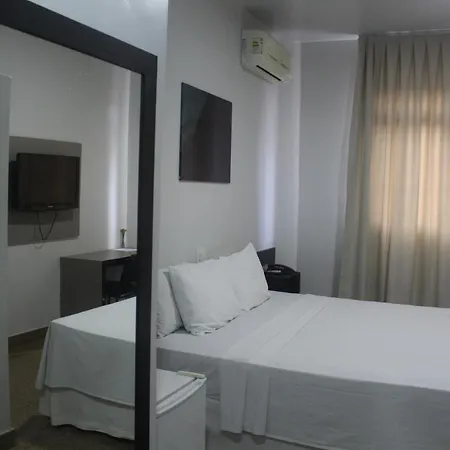 Hotel Oscar Blue Montes Claros Exterior foto